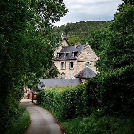 La Maison Du Gasseau Saint-Léonard-des-Bois Exterior foto